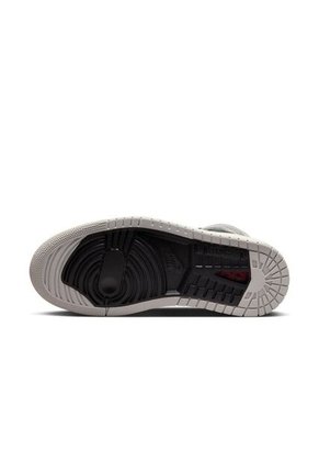 Tenis Mujer Jordan Air 1 Zoom CMFT 2