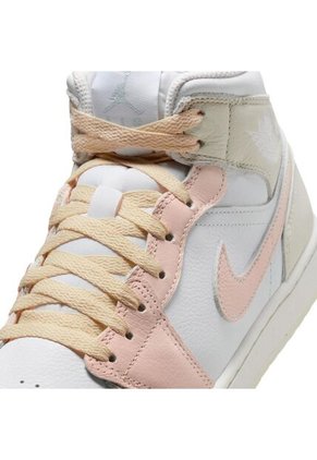 Tenis Hombre Lifestyle Air Jordan 1 Mid SE Blanco