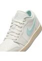 Tenis Mujer Lifestyle Air Jordan 1 Low Blanco de Jordan