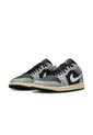 Tenis Hombre Lifestyle Air Jordan 1 Low SE Negro/Gris de Jordan