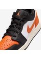 Tenis Niños Air Jordan 1 Low Negro de Jordan