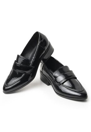Mocasines Clásicos De Tacón Bajo En Charol 622EPT1009298NEGRO