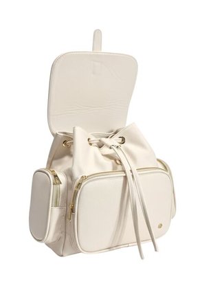 Morral Casual Para Mujer Con Herrajes Dorados Karla Chacon Abby Beige