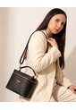 Bolso Doble Función Box Estructurado Karla Chacon de KARLA CHACON