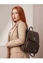Morral Casual Doble Compartimento Con Solapa Karla Chacon de KARLA CHACON