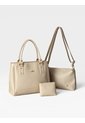 Set De Tres Piezas Combo Tote + Manos Libres + Monedero Karla Chacon de KARLA CHACON