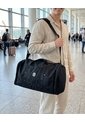 Set Tres Piezas Bolso Viajero + Morral + Bolso Porta Celular Karla Chacon  de KARLA CHACON