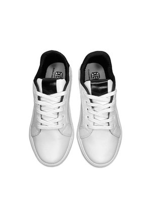 Zapato Dama Calzado Mujer Tenis Casual Karla Chacon Romane