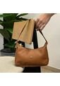 Combo Set Morral Pace + Bolso De Hombro Praga Karla Chacon Miel de KARLA CHACON