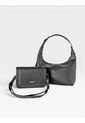 Set Dos Piezas Combo Bolso Mediano + Bandolera Manos Libres  Karla Chacon de KARLA CHACON