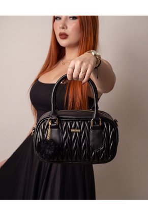 Bolso Boston Tipo Bowling De Mano Con Strap Y Accesorio Karla Chacon