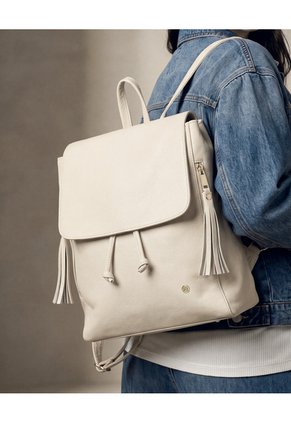 Bolso Maletin Morral Casual Mediano De Dama Mujer Karla Chacon Pace Miel