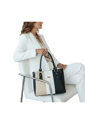 Cartera Mujer Bolso Dama Con Accesorio Karla Chacon Gera Negro