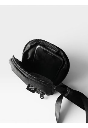 Bolso Pechera Hombre Mini  Porta Celular Manos Libres Carriel Sport Karla Chacon
