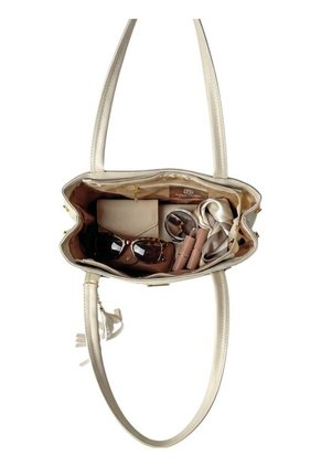 Bolso Dama Cartera Mujer Karla Chacon Gema Beige