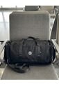 Bolso Duffel Deportivo Unisex Maletin Comodo Gym Karla Chacon de KARLA CHACON
