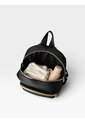 Bolso Casual Morral Urbano Mediano Para Mujer Karla Chacon de KARLA CHACON