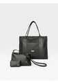 Combo De Tres Piezas Bolso Shopper Laura + Manos Libres Cuba Y Monedero Karla Chacon Negro de KARLA CHACON
