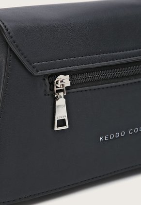 Bolso Negro Keddo