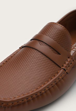 Mocasín Café KENNETH COLE