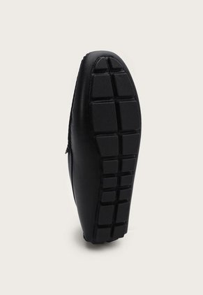 Apache Negro KENNETH COLE