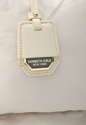 Bolso Acolchado Beige-Dorado KENNETH COLE Osiris
