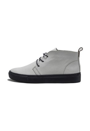 Tenis En Cuero Italiano Blanco Perforado King Pieces Detor 4