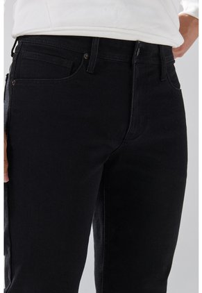 KOAJ PANTALON KOAJ JEAN SLIM 33532 3/26