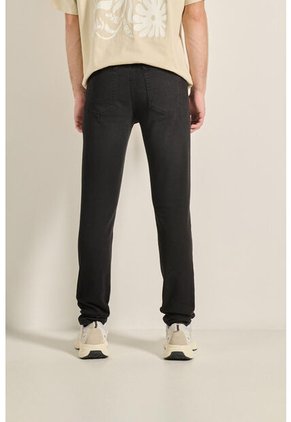 KOAJ PANTALON KOAJ SLIM 8324 2/24