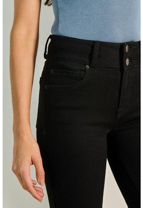 KOAJ PANTALON KOAJ PUSH UP FB 9293 2/24