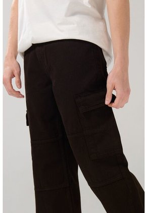 KOAJ PANTALON KOAJ CARGO 28640 M 4/25