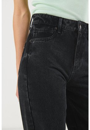 KOAJ PANTALON KOAJ JEAN 90S 15325 4/24