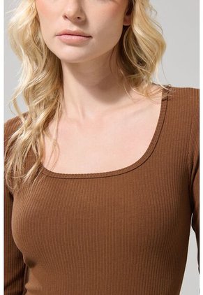 VESTIDO KOAJ ORUZ 2/25