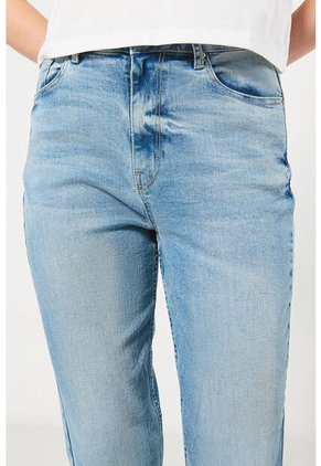 PANTALON KOAJ JEAN MOM STA 15514 4/24