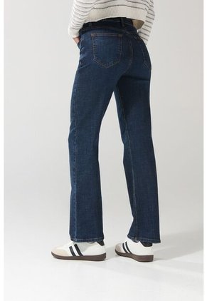 PANTALON KOAJ JEAN STRAIGHT LEG 23815 2/25