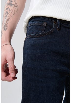 KOAJ PANTALON KOAJ JEAN SLIM 28099 3/25