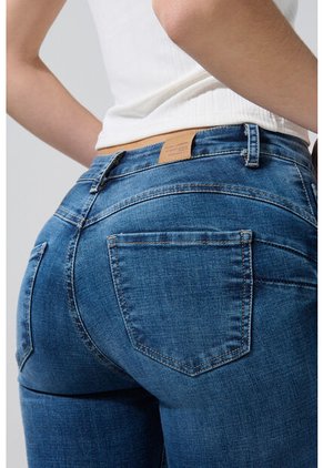 KOAJ PANTALON KOAJ JEAN PUSH UP 27736 3/25