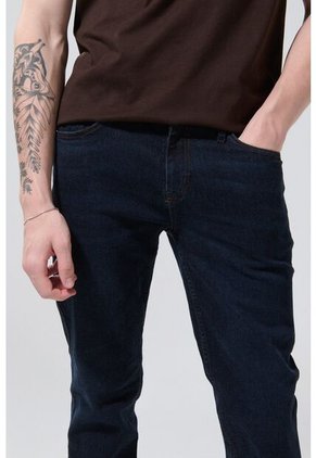KOAJ PANTALON KOAJ JEAN SLIM 28101 3/25