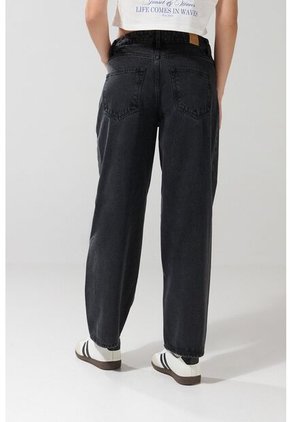 PANTALON KOAJ JEAN BARREL 24173 M 2/25