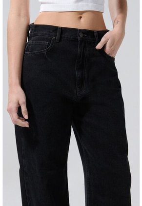 PANTALON KOAJ JEAN BAGGY 28063 3/25