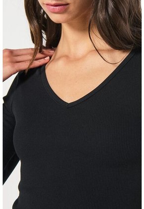 CAMISETA KOAJ BECKY 15916 4/24