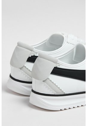 KOAJ ZAPATOS KOAJ CLASSIC 29120 2/26
