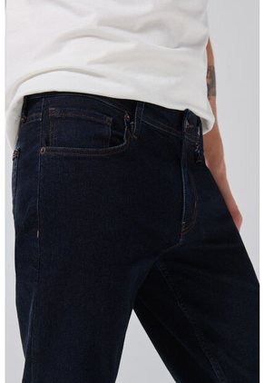 KOAJ PANTALON KOAJ JEAN SLIM 32169 1/26