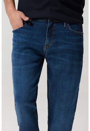 KOAJ PANTALON KOAJ JEAN SLIM 26885 3/25