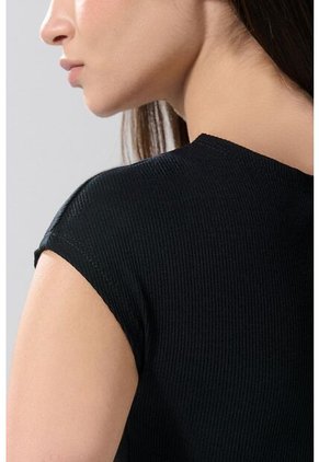 CAMISETA KOAJ MILU 18511 1/25