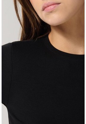 CAMISETA KOAJ VERA 18804 4/24