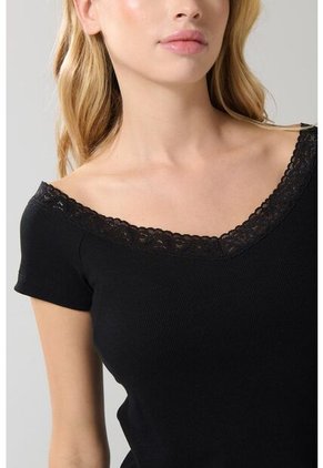 BLUSA KOAJ SENTEYAR 1/25