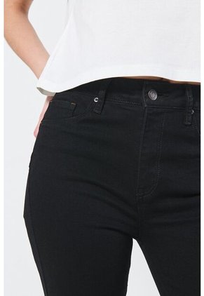 KOAJ PANTALON KOAJ PUSH UP FB 14833 4/24