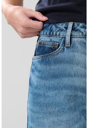 KOAJ SHORT KOAJ JEAN EXBOYFRIEND 24194 2/25