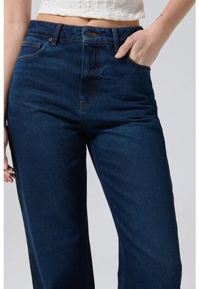 PANTALON KOAJ JEAN 90S 27675 3/25